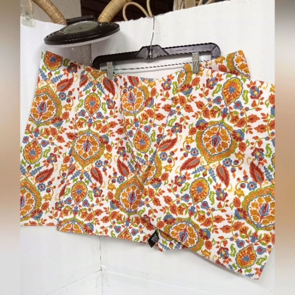 Set 4 Floral Fall Placemats, Nicole Miller, Cloth Table Mats 12x18"